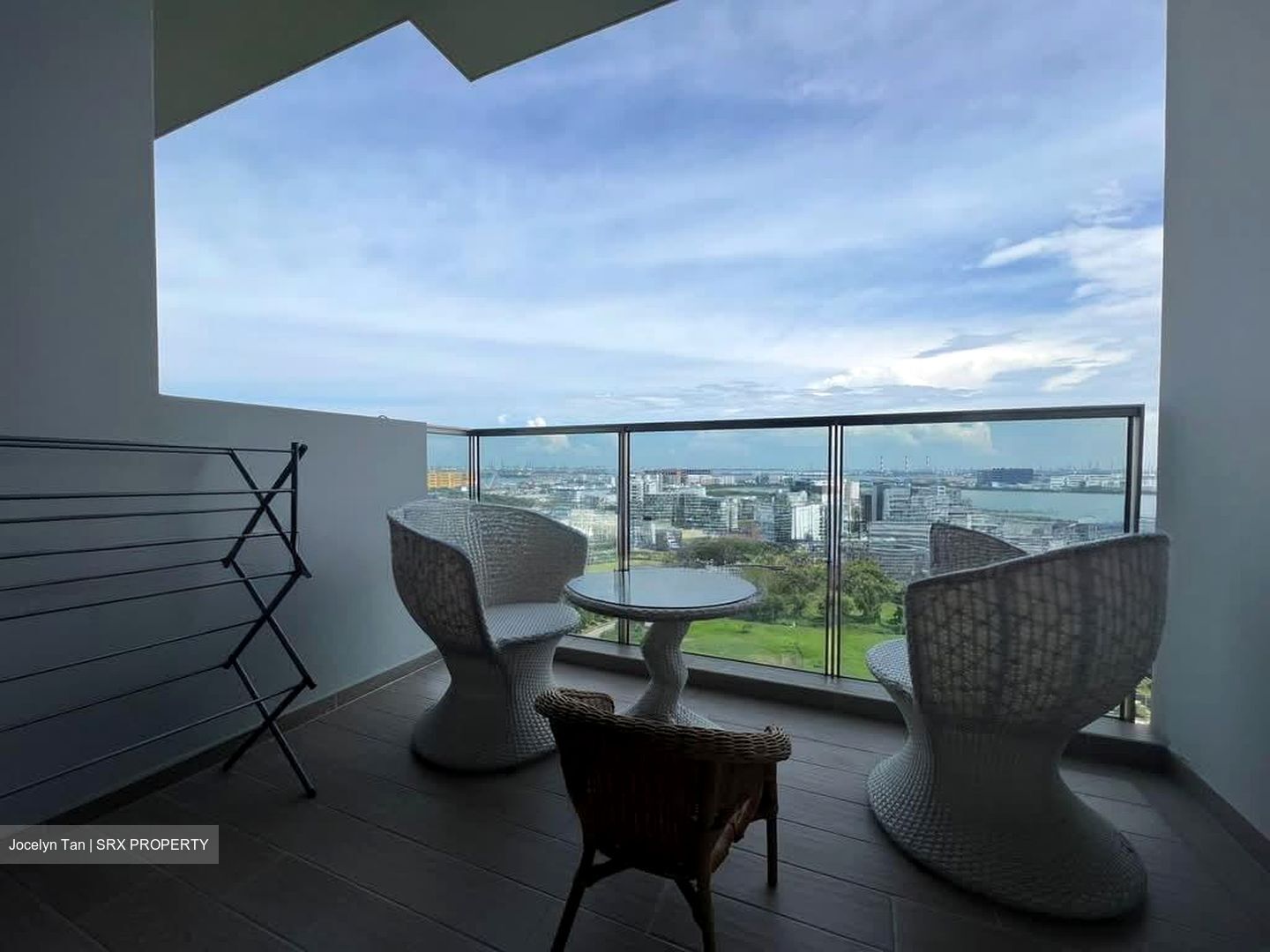 Twin Vew (D5), Apartment #560813021
